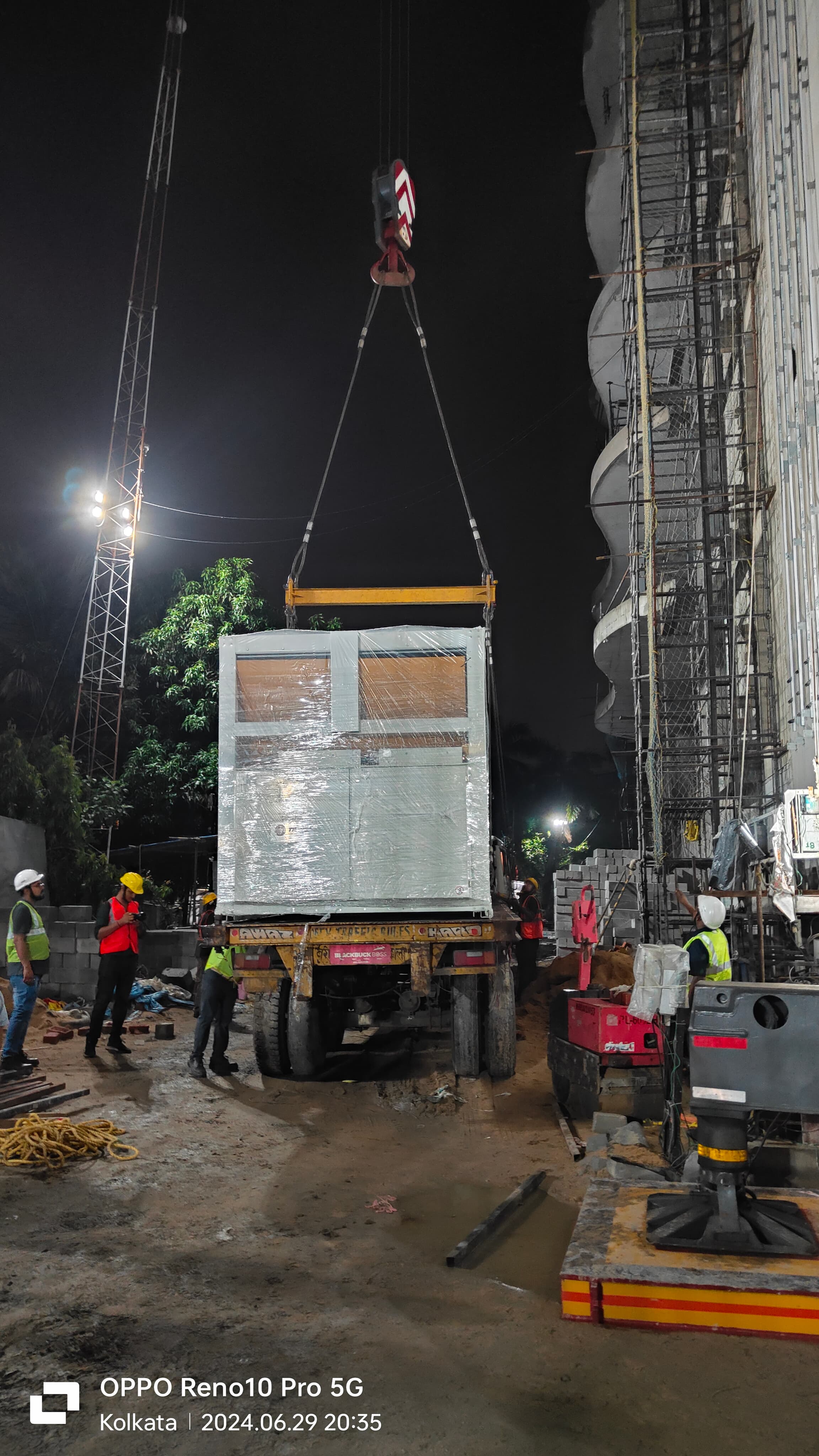 Chiller Shifting via Hydraulic Skates