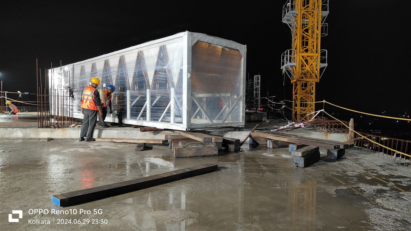 Chiller Crew – Mid-Operation